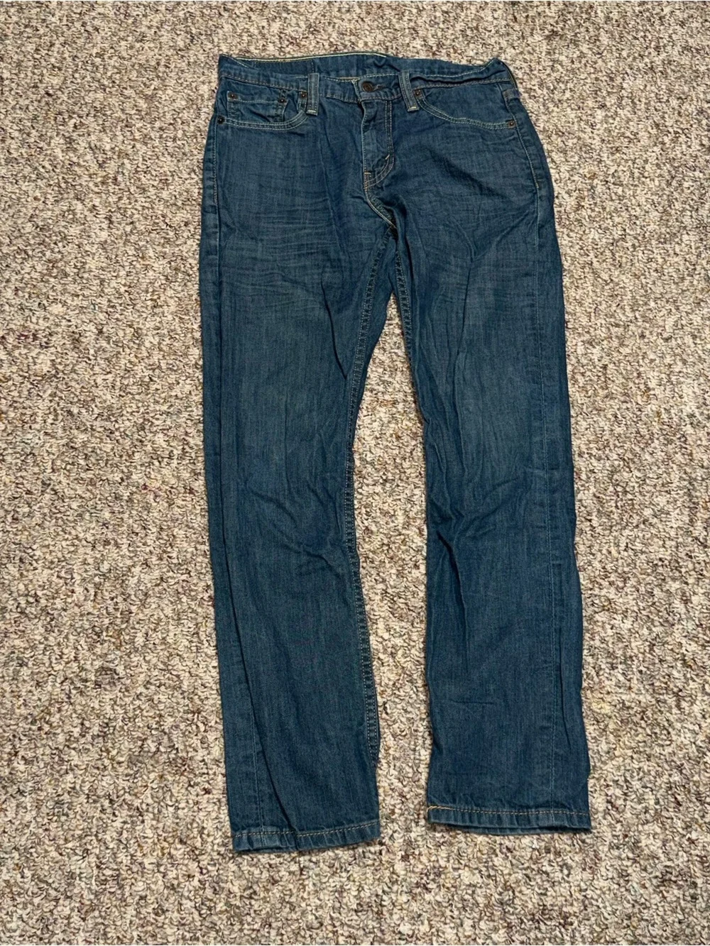 Men's size 29 Levi's Dark Blue Straight-Leg Jeans